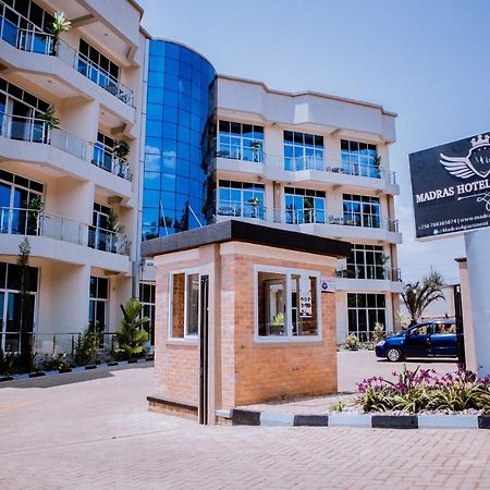 קיגאלי Madras Hotel And Apartments מראה חיצוני תמונה